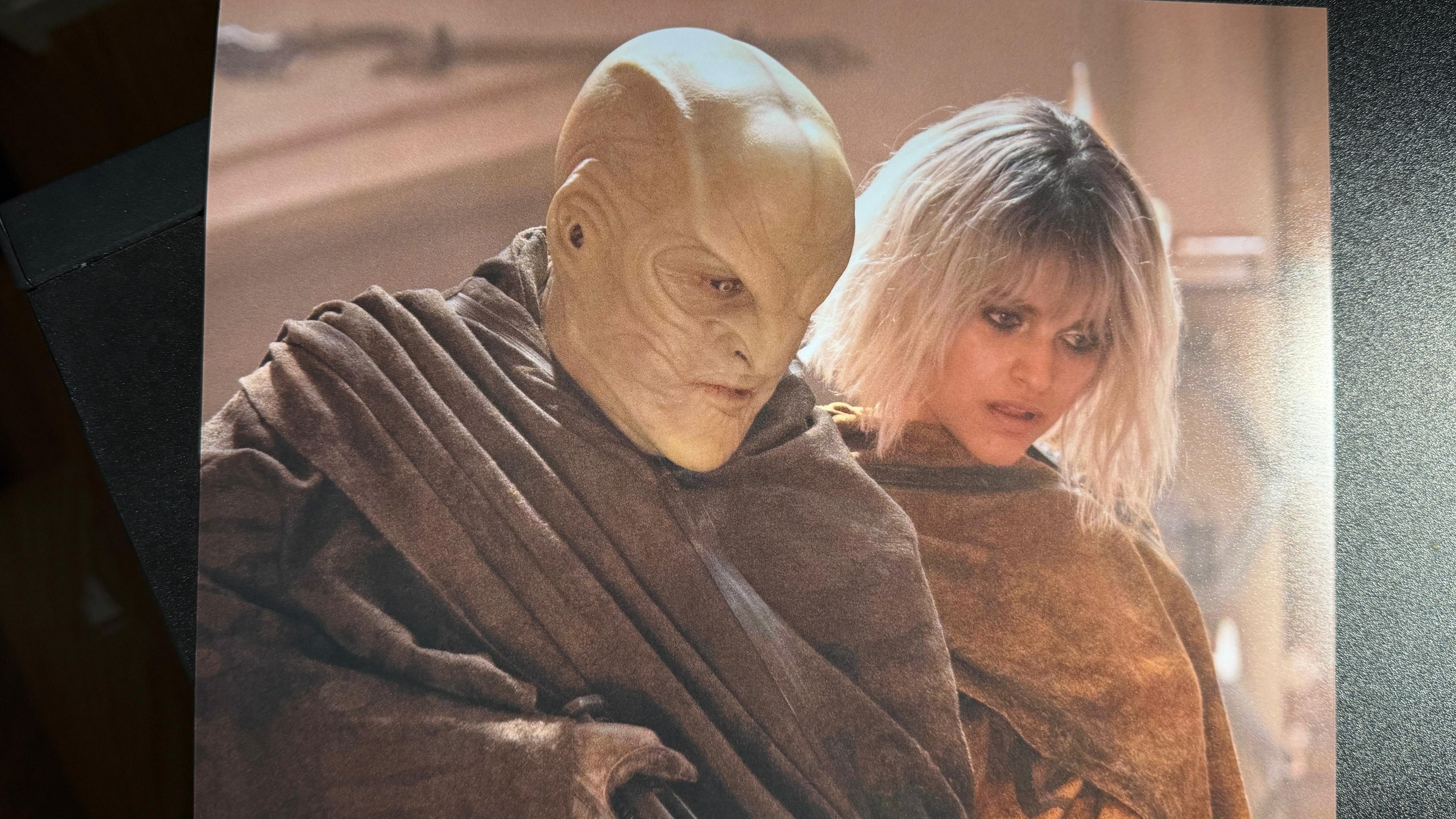 STAR TREK L'AK (FIRST BREEN) - AUTOGRAPHED 8X10 - ELIAS TOUFEXIS